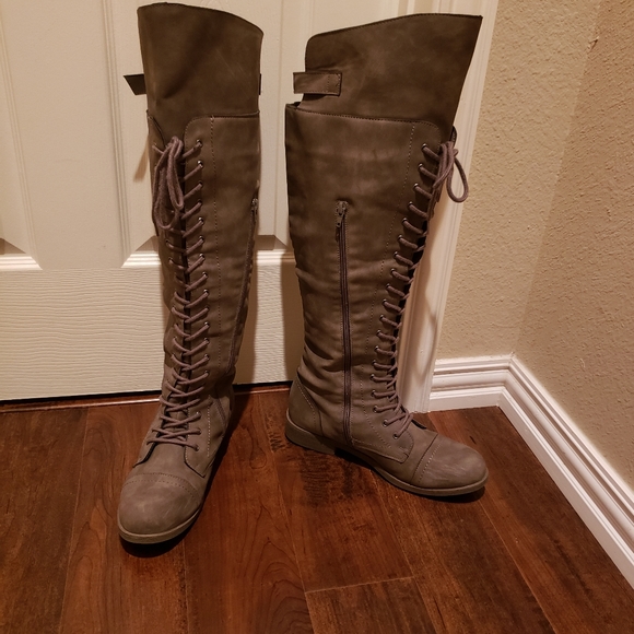 Madden Girl Boots😊 - Picture 1 of 12